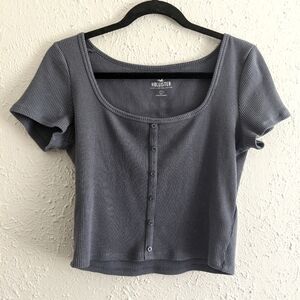 Hollister Women's Gray Button-Up Top